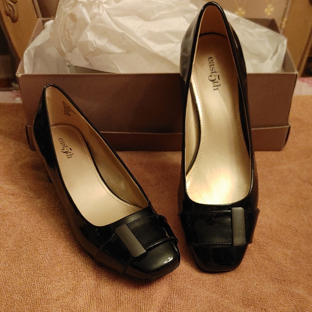 Easy Spirit Black Patent Heels